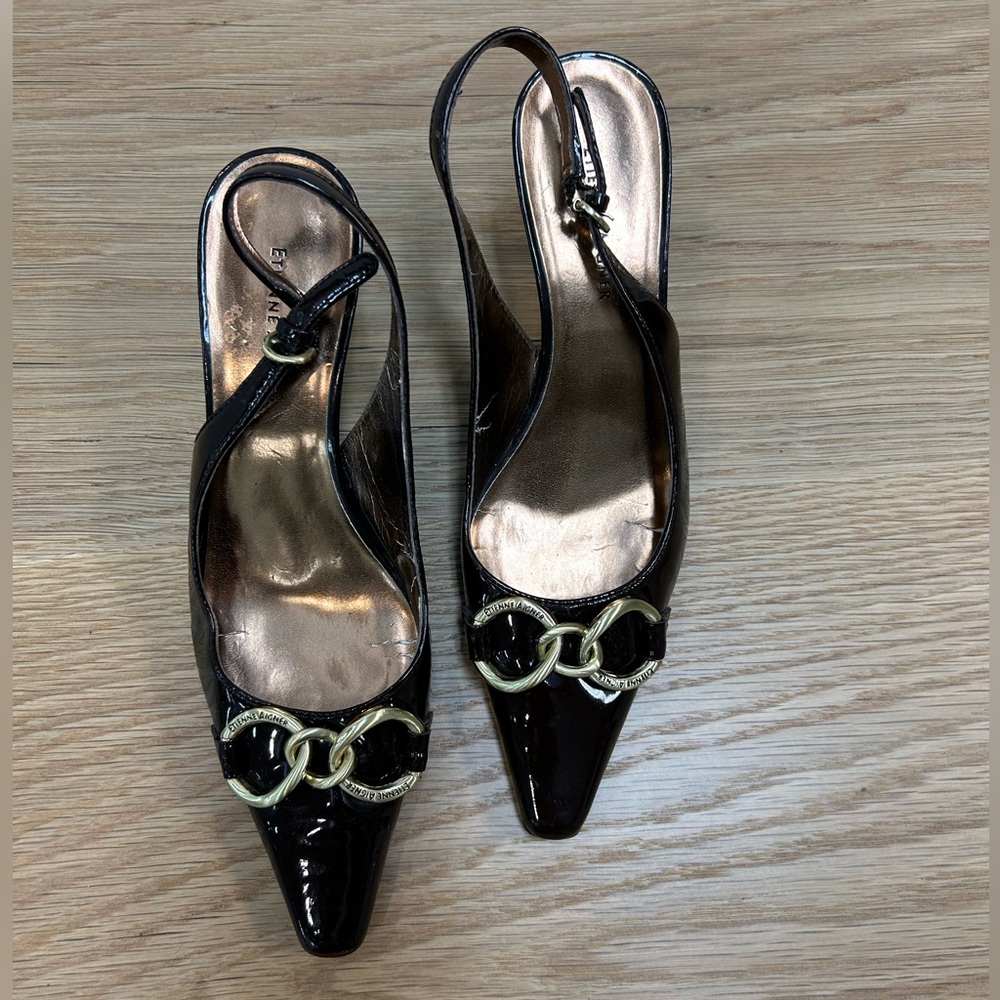Chocolate brown slingback heels - patent leather - gold buckle